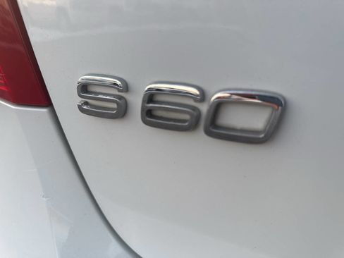 Used 2012 Volvo S60 T5 image 10