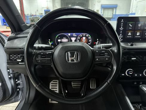 Used 2023 Honda Accord Sport image 17