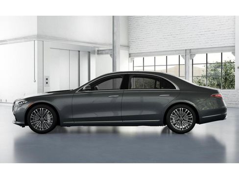 New 2026 Mercedes-Benz S 580 4MATIC Sedan image 34