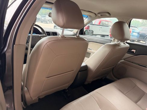 Used 2012 Ford Fusion SEL FWD image 11