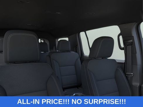 New 2026 Chevrolet Traverse LT w/ Driver Confidence Package FWD image 24