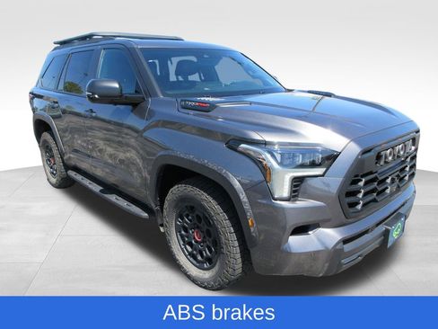 Used 2024 Toyota Sequoia TRD Pro AWD/4WD image 8