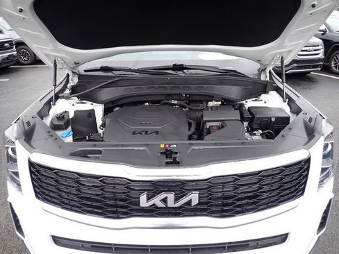 Used 2022 Kia Telluride S image 13