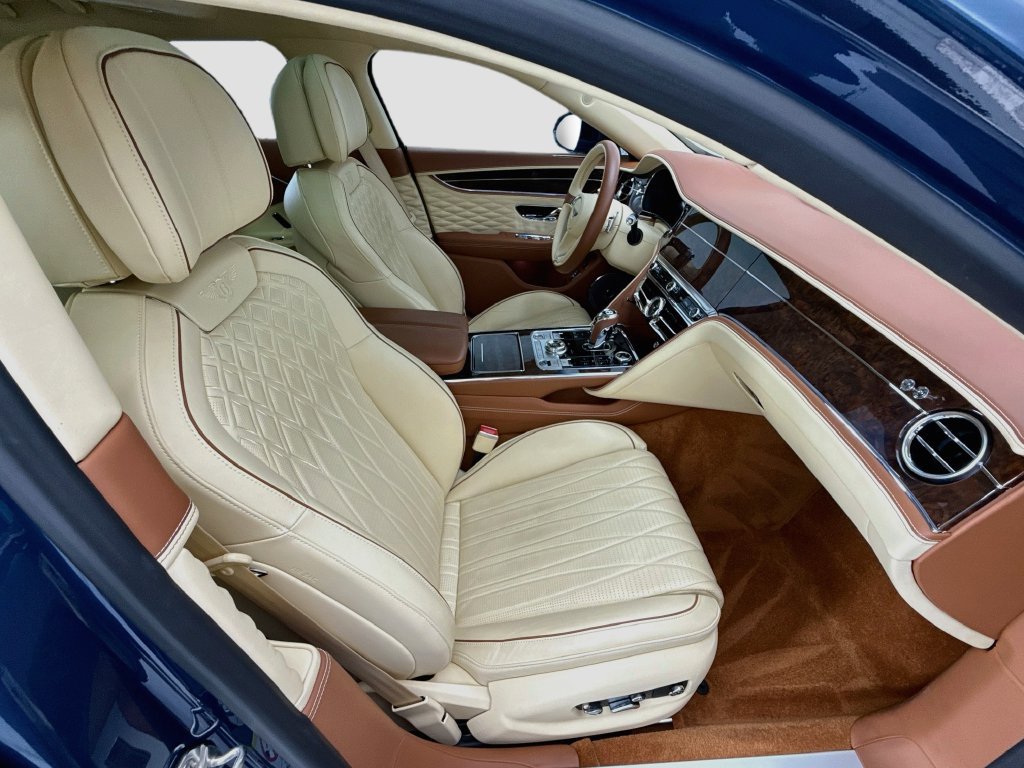 Certified 2020 Bentley Flying Spur W12 AWD/4WD image 19