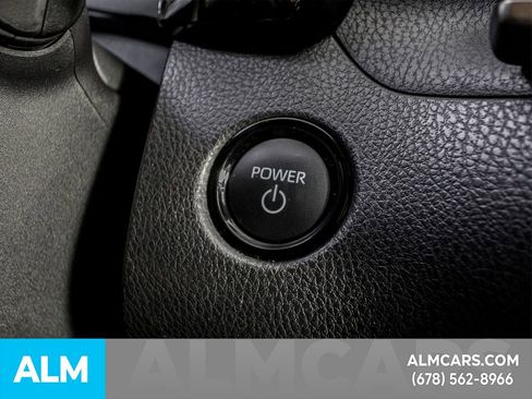 Used 2025 Toyota Camry SE image 53