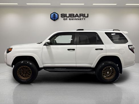 Used 2021 Toyota 4Runner SR5 Premium w/ Moonroof Package AWD/4WD image 3