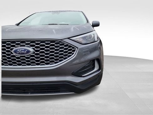 Used 2023 Ford Edge SEL image 10