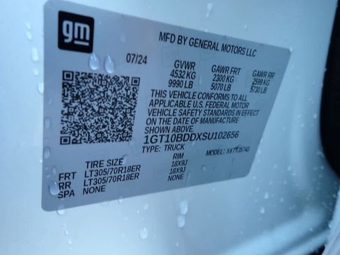 Used 2025 GMC Hummer EV 2X w/ Extreme Off-Road Package image 31