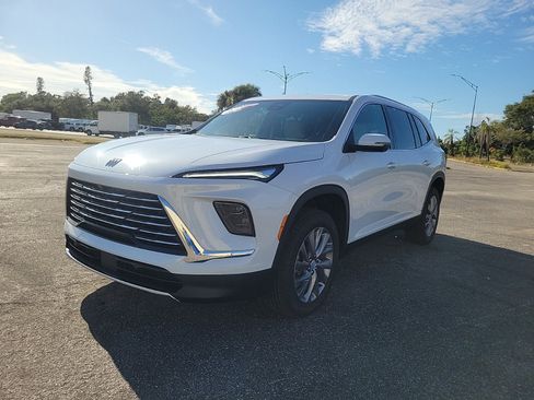 New 2026 Buick Enclave Preferred w/ Power Package image 2