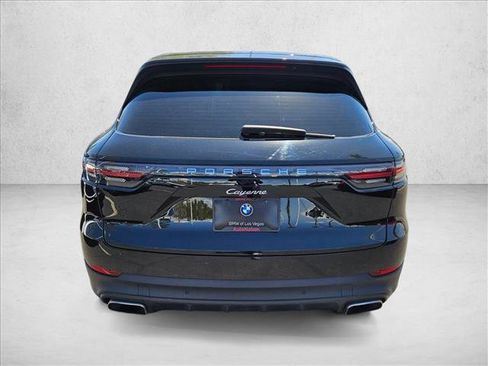 Used 2020 Porsche Cayenne AWD/4WD image 7