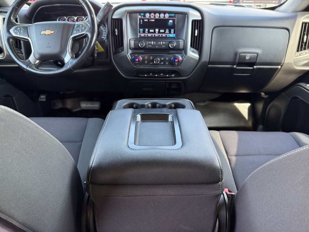 Used 2018 Chevrolet Silverado 1500 LT w/ LT Eassist Package AWD/4WD image 13