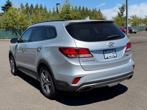 Used 2017 Hyundai Santa Fe Limited AWD/4WD image 6