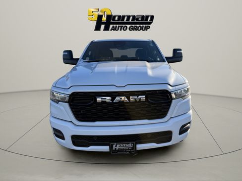 Used 2025 RAM 1500 Big Horn AWD/4WD image 8