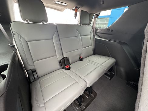 Used 2022 GMC Yukon SLT image 33