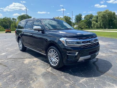 Used 2024 Ford Expedition Max Platinum AWD/4WD image 10