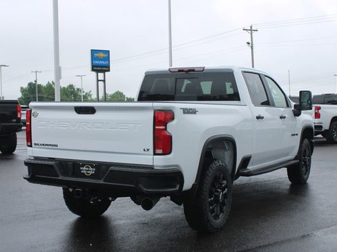 New 2026 Chevrolet Silverado 2500 LT w/ Trail Boss Package AWD/4WD image 9