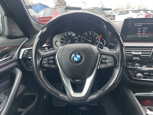 Used 2017 BMW 530i xDrive image 10