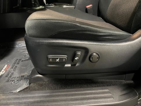 Used 2019 Toyota 4Runner TRD Off-Road image 25