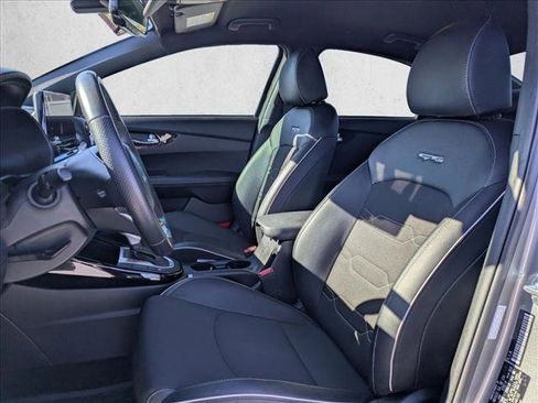 Used 2022 Kia Forte GT-Line image 16