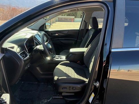 Used 2022 Chevrolet Equinox LT image 11