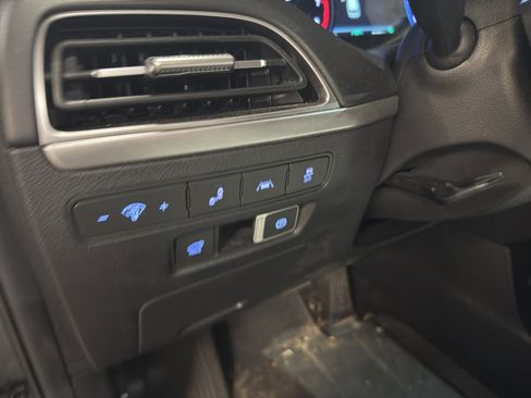 Used 2021 Hyundai Palisade SEL w/ Convenience Package image 6