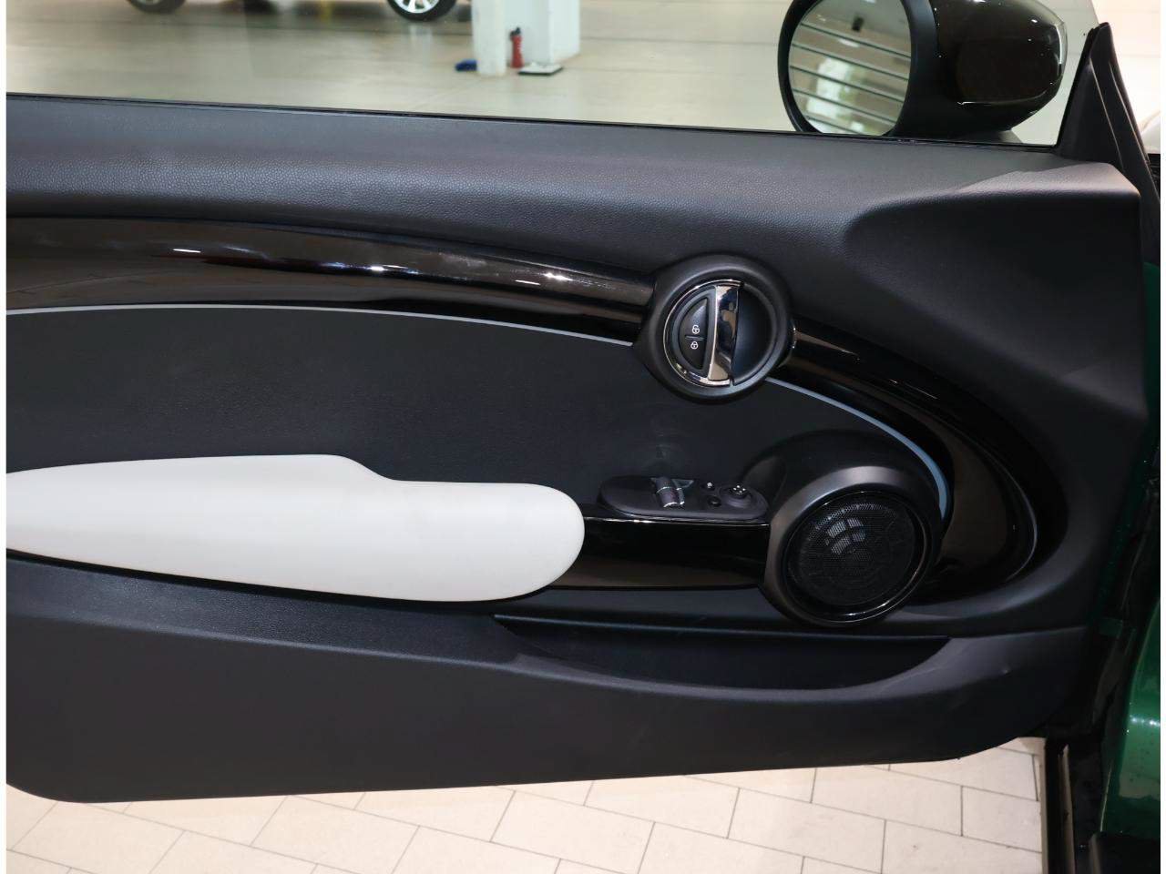 Used 2023 MINI Cooper SE FWD image 10