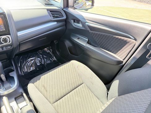 Used 2020 Honda Fit EX image 19