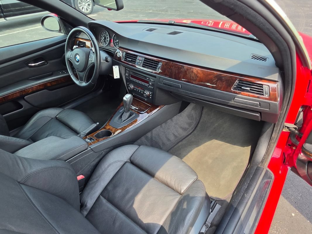 Used 2007 BMW 335i Convertible RWD image 17