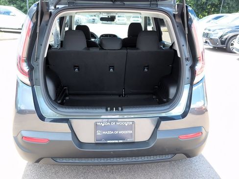 Used 2023 Kia Soul LX w/ Option Group 015 FWD image 10