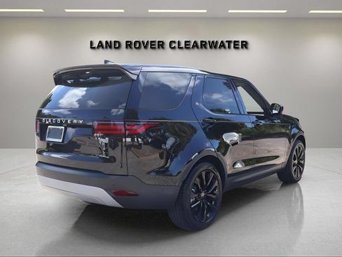 New 2026 Land Rover Discovery S AWD/4WD image 5