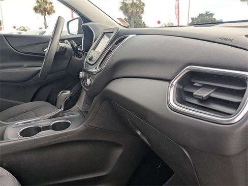 Used 2021 Chevrolet Equinox LT image 34