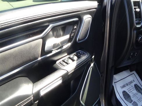 Certified 2022 RAM 1500 Laramie AWD/4WD image 18