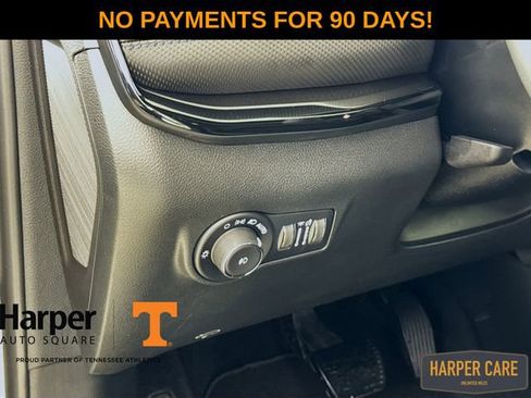 New 2026 Jeep Compass Latitude image 13