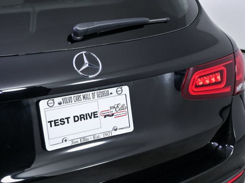 Used 2020 Mercedes-Benz GLC 300 GLC 300 image 35