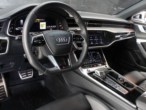 Used 2023 Audi RS 6 image 39