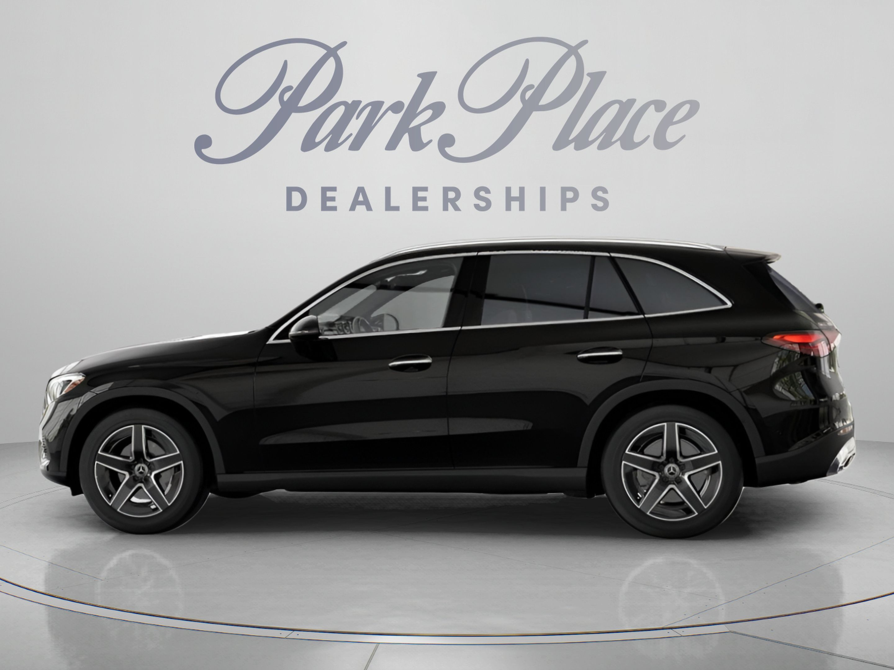 Used 2026 Mercedes-Benz GLC 300 image 8