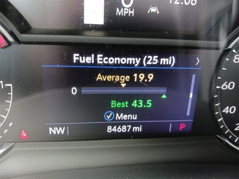 Used 2021 Cadillac XT5 Premium Luxury image 18