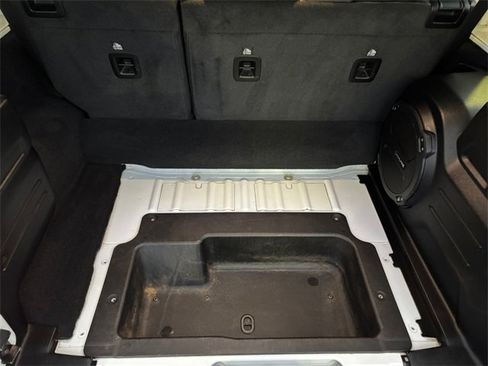 Used 2021 Jeep Wrangler Unlimited Sahara image 37