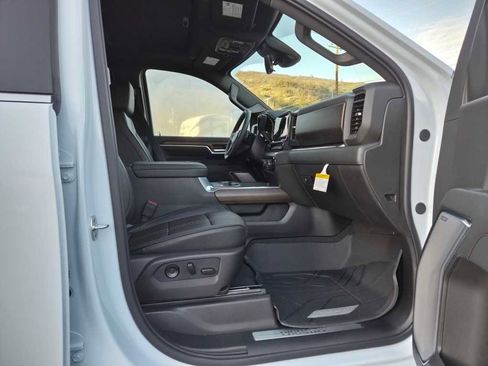 New 2026 Chevrolet Silverado 3500 High Country w/ High Country Premium Package image 15