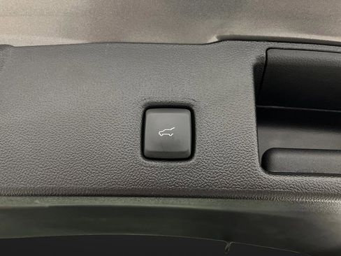 Used 2025 Ford Escape Platinum image 15