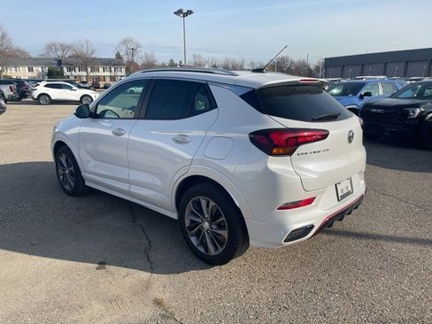 Used 2022 Buick Encore GX Select w/ Sport Touring Package image 5