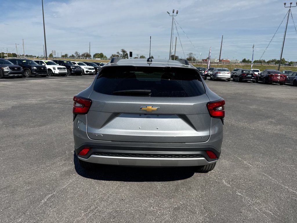 Used 2026 Chevrolet Trax LT FWD image 18