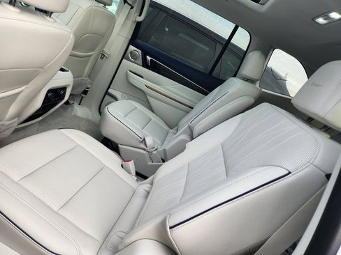 Used 2025 Buick Enclave Avenir w/ Trailering Package, 5000 lbs. image 6