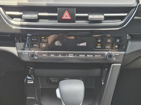 New 2026 Kia Seltos S FWD image 16