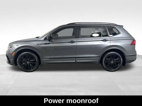 Used 2022 Volkswagen Tiguan SE R-Line AWD/4WD image 6