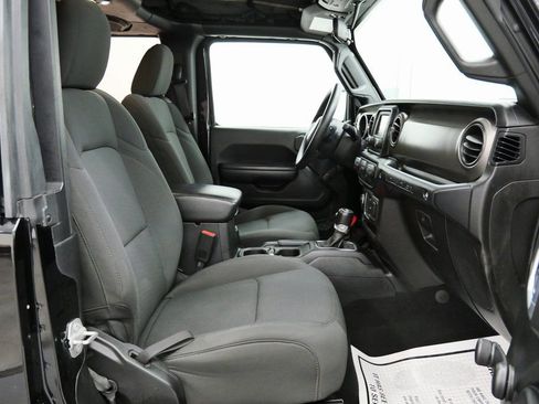 Used 2021 Jeep Wrangler Sport image 14