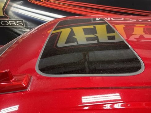 Used 2023 GMC Sierra 1500 AT4 w/ Technology Package AWD/4WD image 6