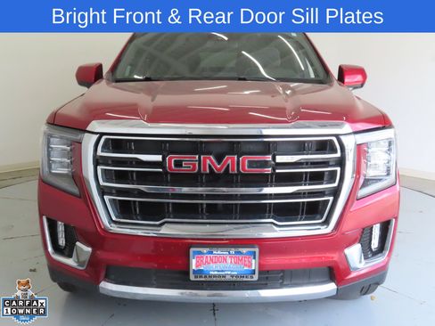 Used 2024 GMC Yukon SLT AWD/4WD image 9