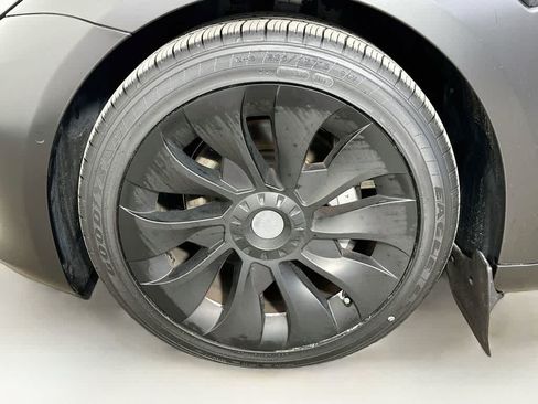 Used 2021 Tesla Model 3 Standard Range Plus RWD image 7