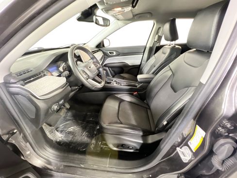 Used 2022 Jeep Compass Latitude w/ Convenience Group AWD/4WD image 19